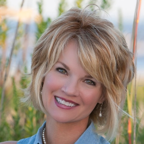 Meet your Posher, Bree - Picture 1 of 1